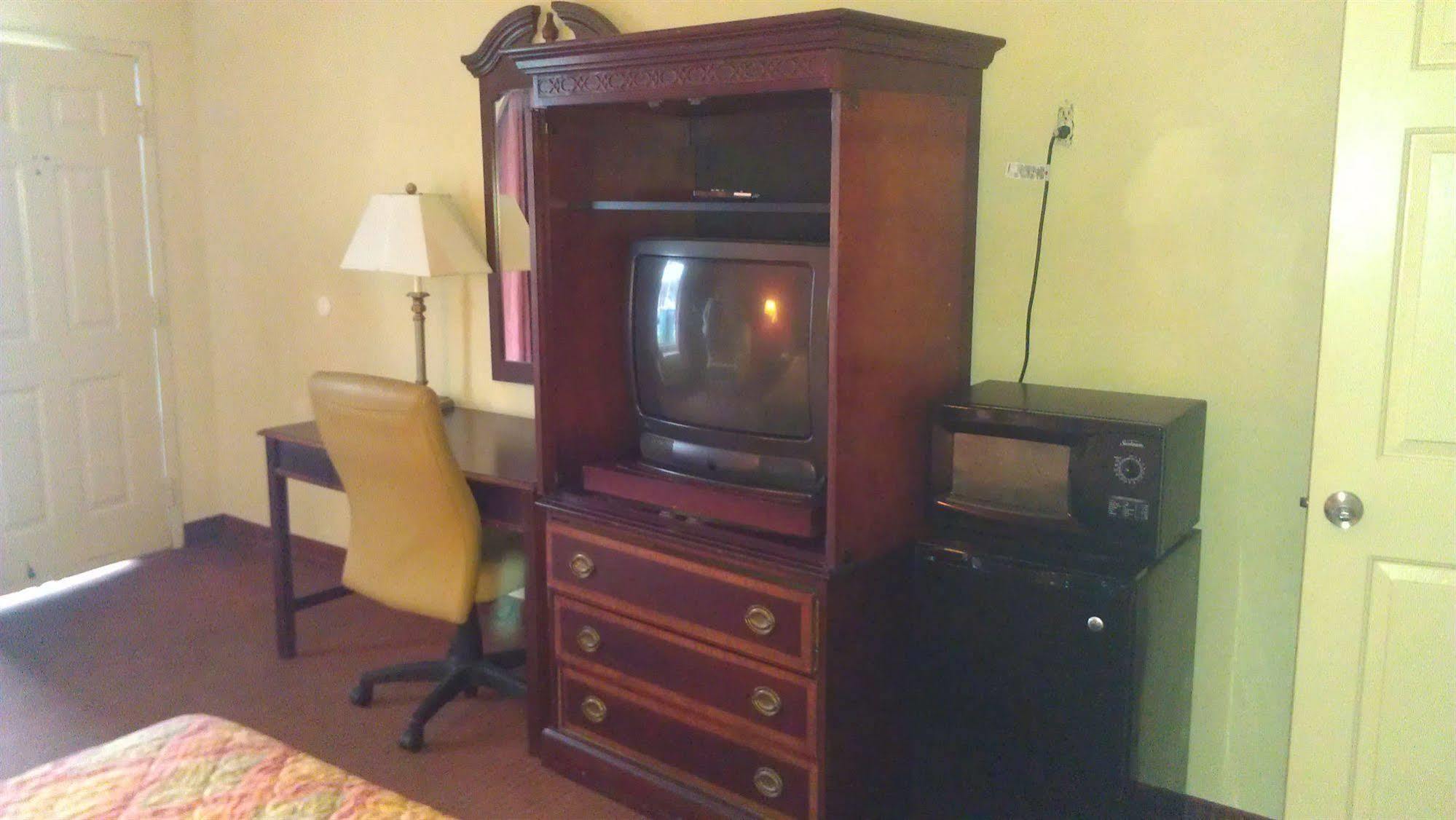 Atlanta Airport Hotel 森林公园 外观 照片
