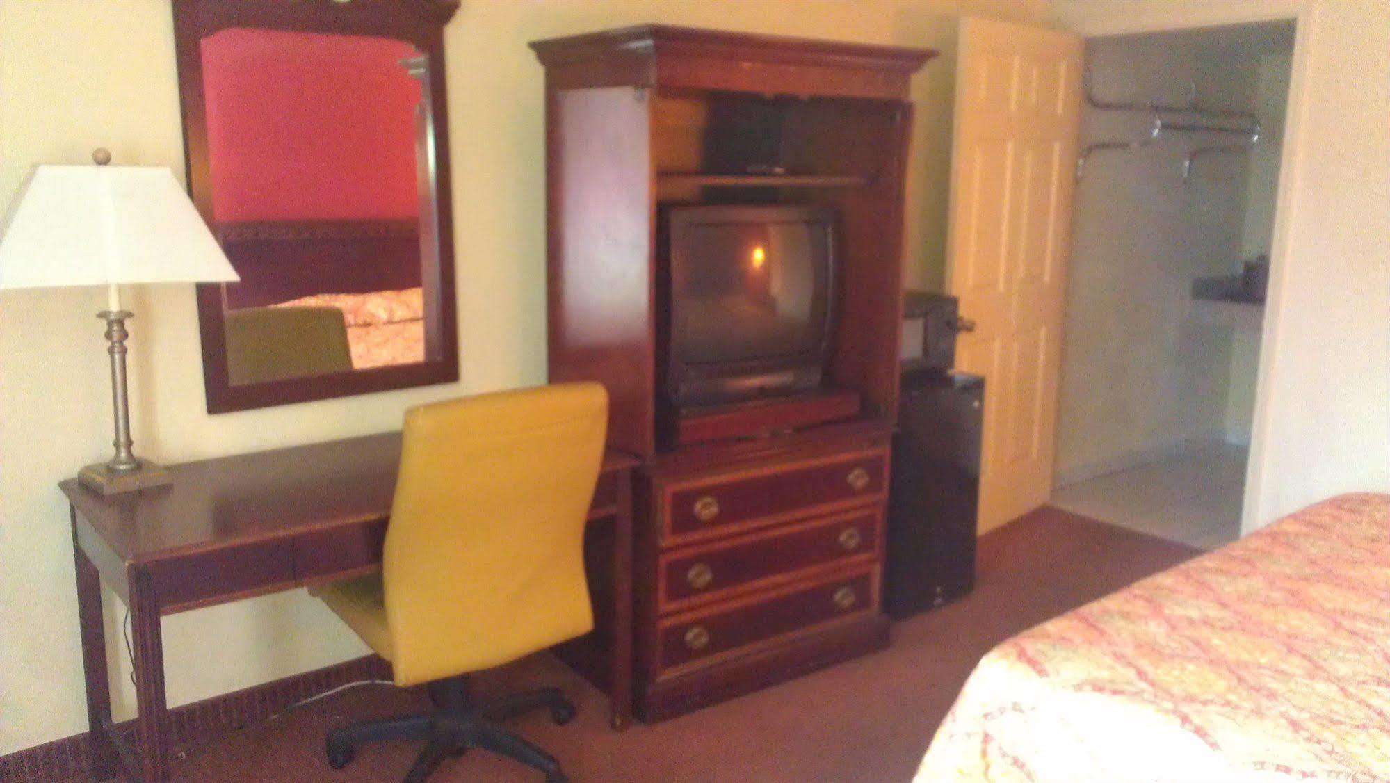 Atlanta Airport Hotel 森林公园 外观 照片